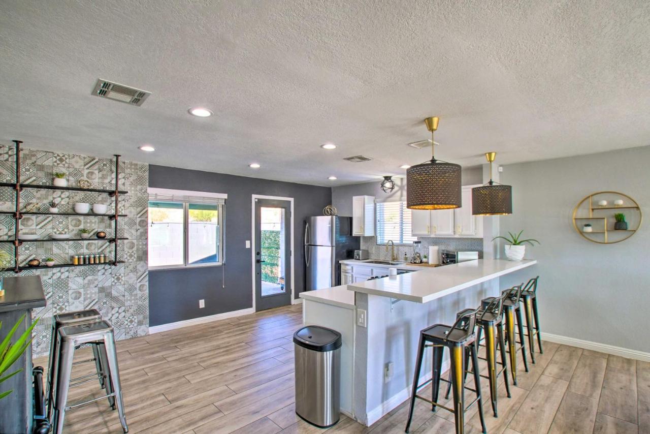Charming Phoenix Home With Patio About 3 Miles To Dtwn! Екстериор снимка