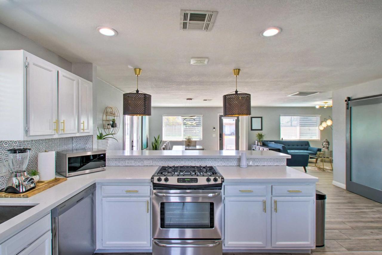 Charming Phoenix Home With Patio About 3 Miles To Dtwn! Екстериор снимка